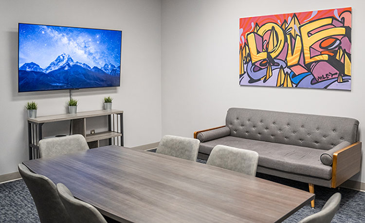 Come Join Valors excellent team of great employees